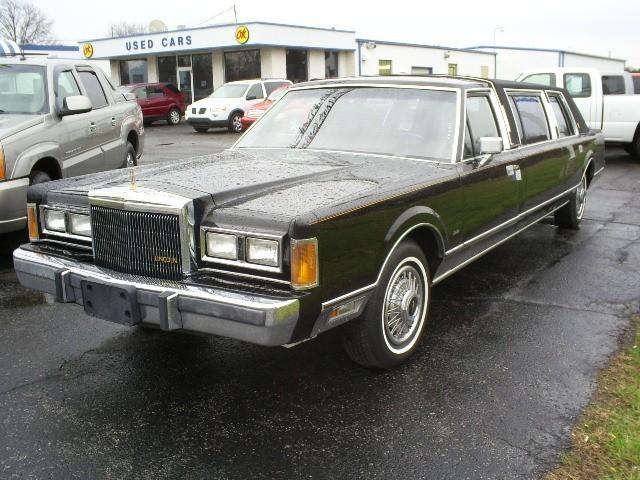 Lincoln Town Car Limo Interior. 1989 Lincoln TownCar Limousine
